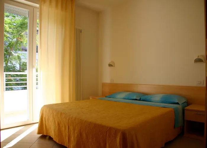 Lägenhetshotell Alice *